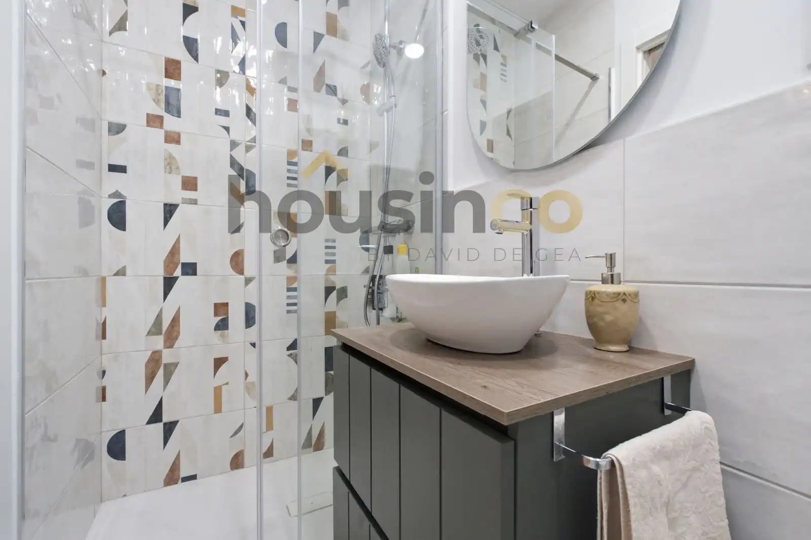 Baño de Piso en venta en Madrid con Aire acondicionado, Calefacción y Amueblado
