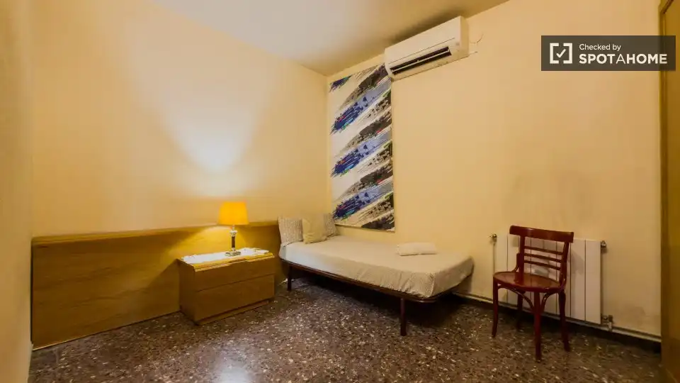 Habitación en El Baix Guinardó