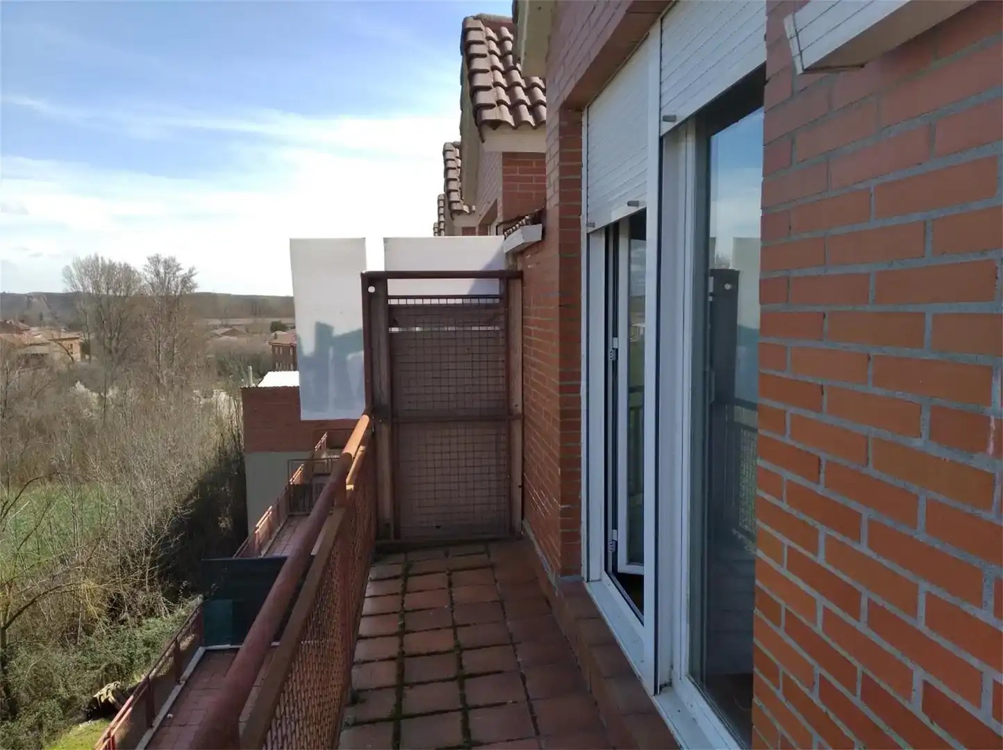 Terrassa de Pis en venda en Villaturiel amb Parquet, Traster i Moblat