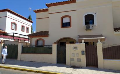 Exterior view of House or chalet to rent in Bormujos  with Air Conditioner and Terrace