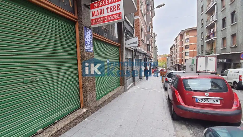 Locale commerciale in affitto a Centro - Ariz - Uribarri, imagen 2