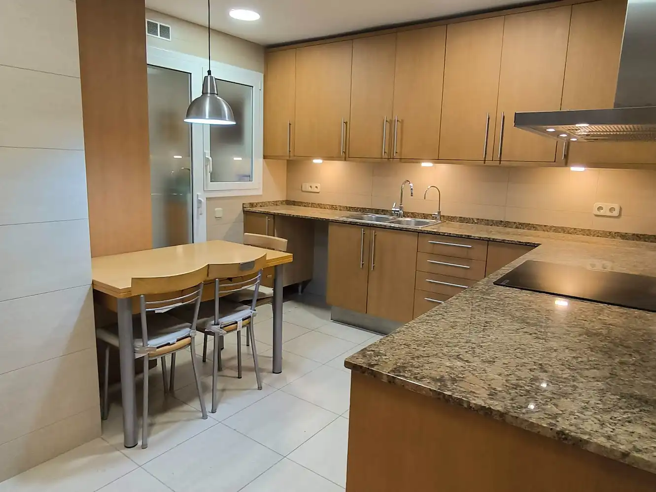 Wohnung zur Miete in Barcelona, Barcelona