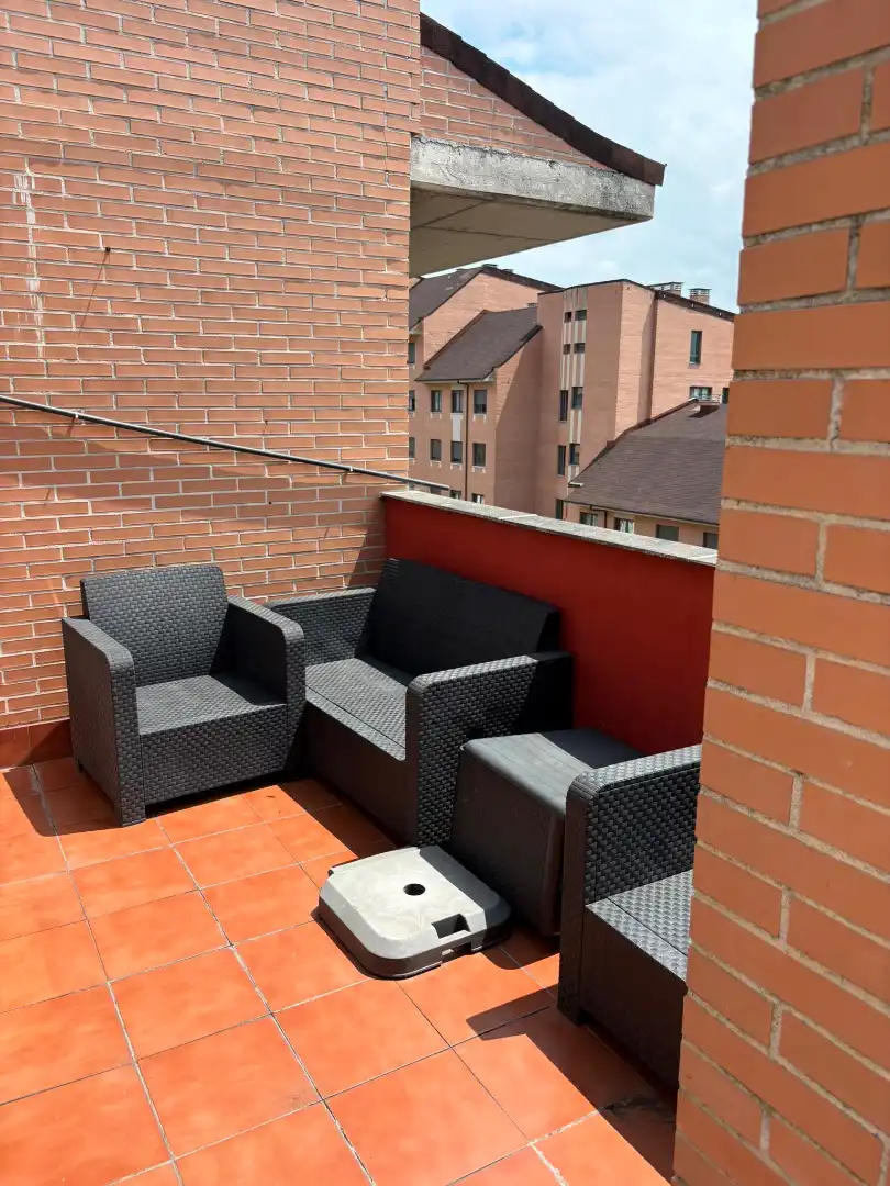 Terrace of Flat for rent in Oviedo   with Air Conditioner, Heating and Parquet flooring