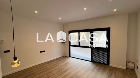 Photo 2 of Flat for sale in Porta, Barcelona Capital