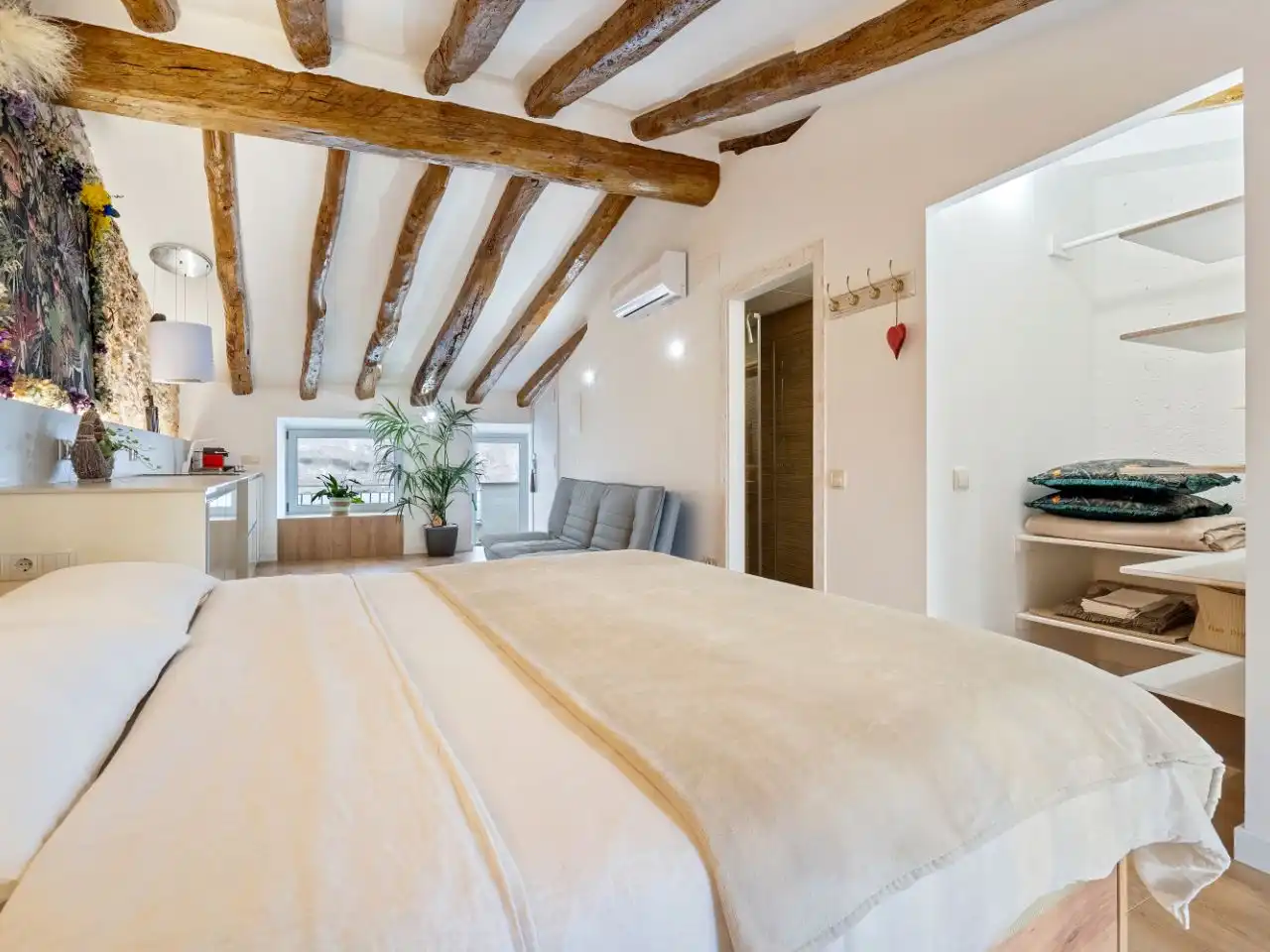 Monolocale in affitto a Carrer Major 17