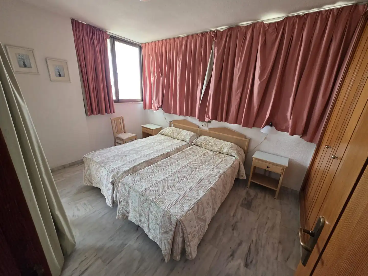 Schlafzimmer von Wohnung zum Verkauf in Benidorm mit Klimaanlage, Heizung und Möbliert