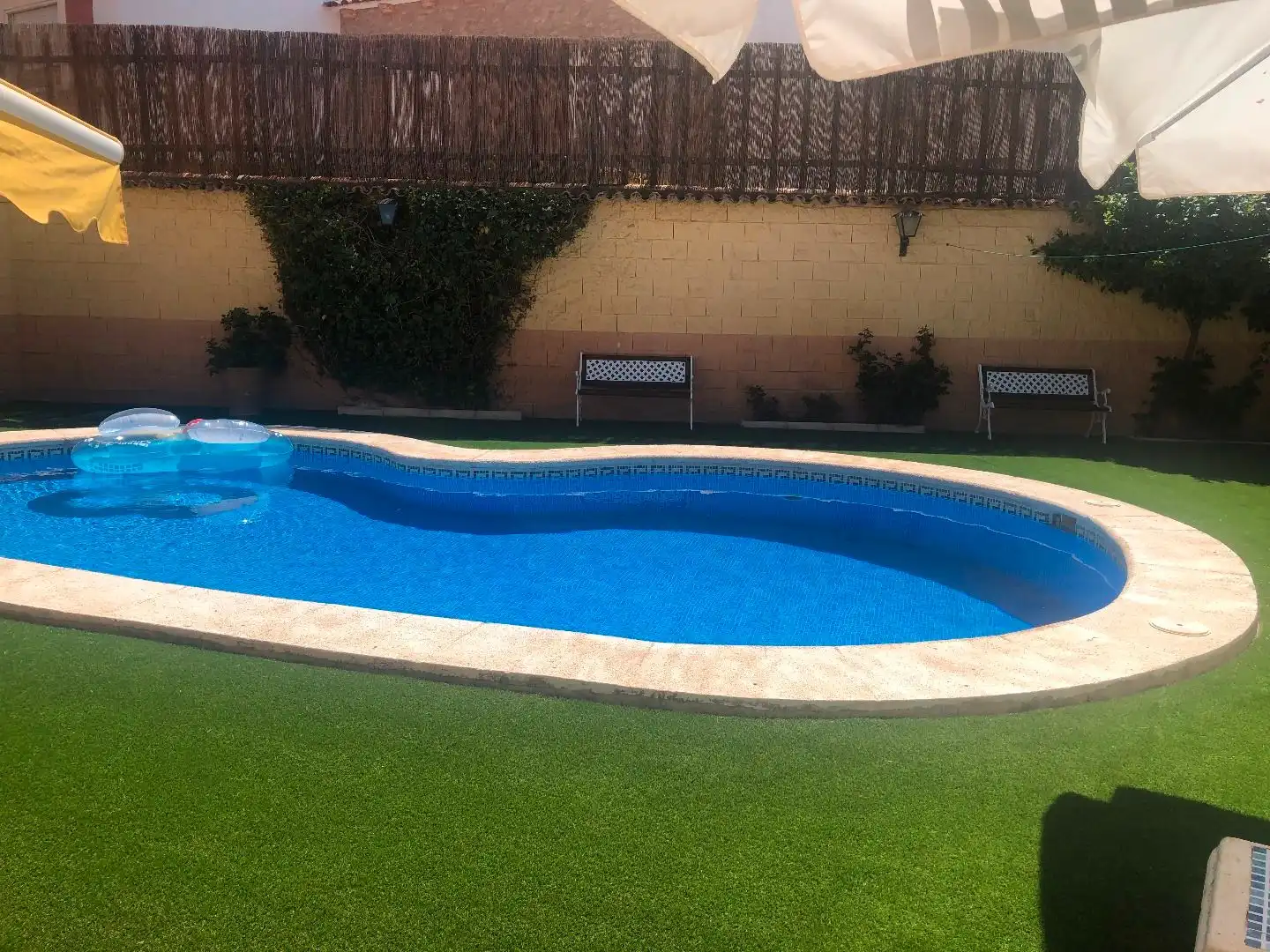 Swimming pool of Houses for sale in Alcázar de San Juan  with Air Conditioner, Heating and Private garden