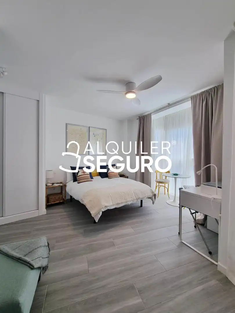Habitación de Estudio de alquiler en Galapagar con Calefacción, Terraza y Piscina