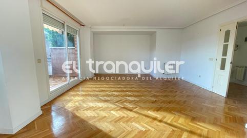 Foto 3 de Dúplex de lloguer a Calle San Sebastián, Casco Antiguo, Majadahonda