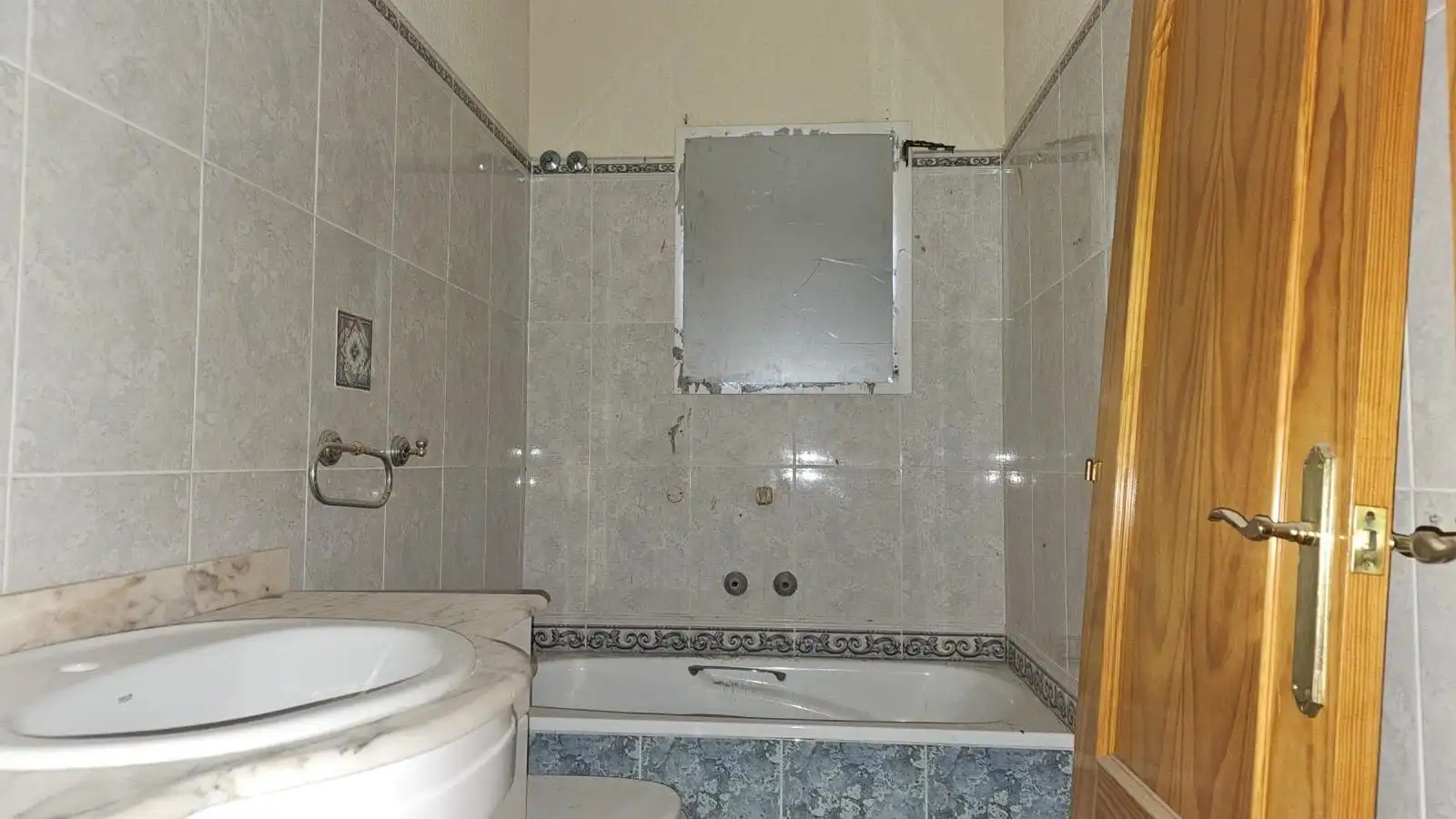 Baño de Casa o chalet en venta en Altafulla con Jardín privado, Terraza y Piscina
