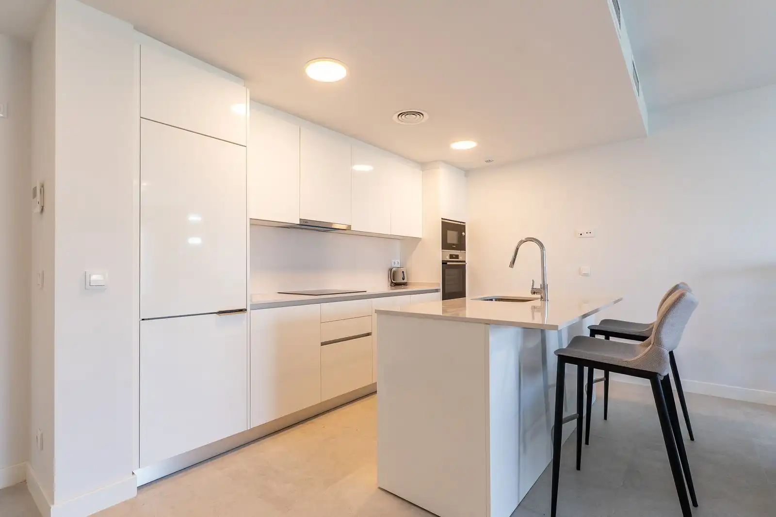 Apartament amb piscina en venda a Calle Eslovenia 29, imagen 9