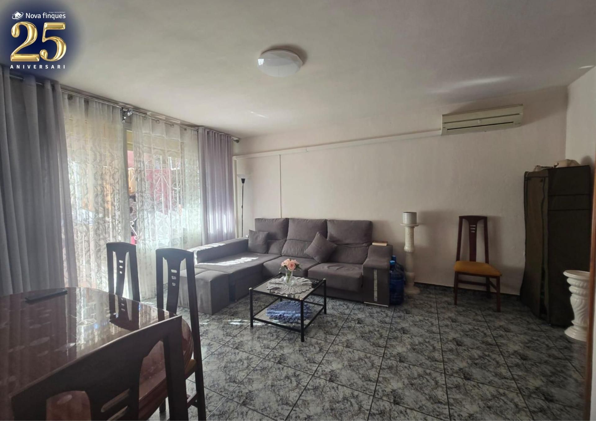 Planta baja en venta en Poble - Casc Antic  , Centre