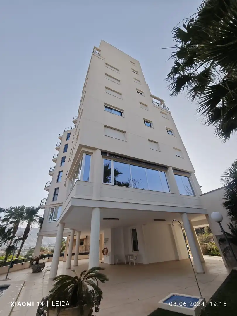 Vista exterior de Apartament en venda en Calpe / Calp amb Aire condicionat, Calefacció i Jardí privat
