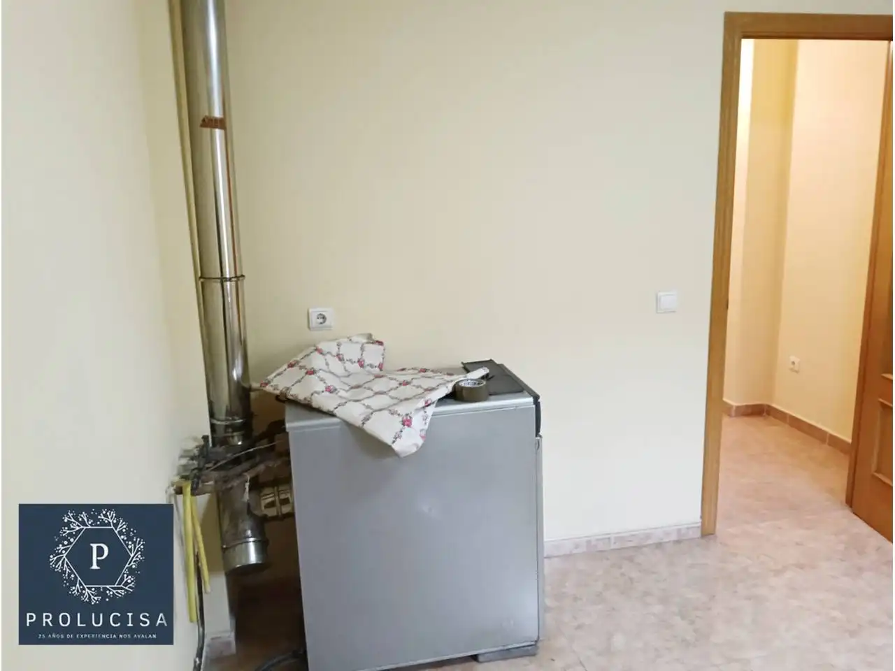Cuina de Casa adosada en venda en Moraleja de Enmedio amb Aire condicionat i Calefacció