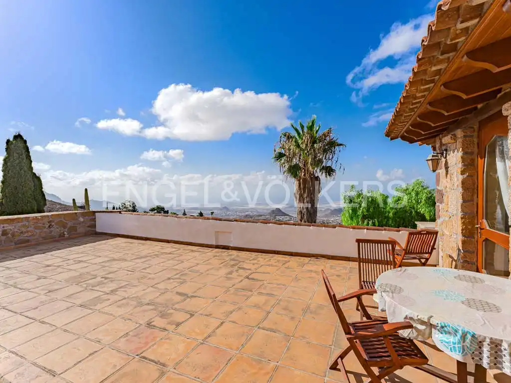 Terrassa de Casa o xalet en venda en Arona pueblo