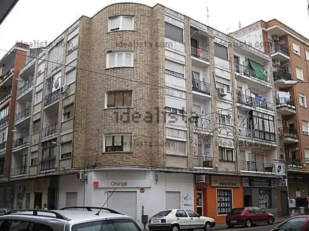 Vista exterior de Pis en venda en Talavera de la Reina amb Balcó