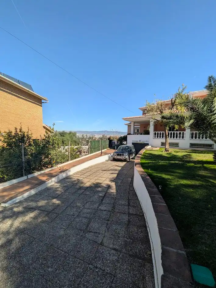 Chalet con terraza en venta en Calle Pajarete 20, imagen 8