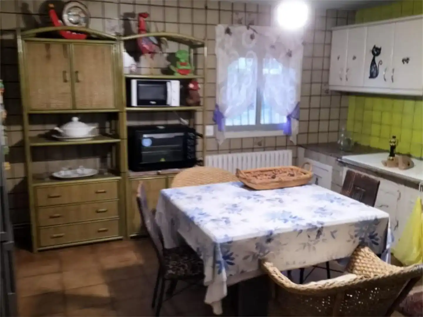 Cuina de Casa o xalet en venda en Coles amb Balcó
