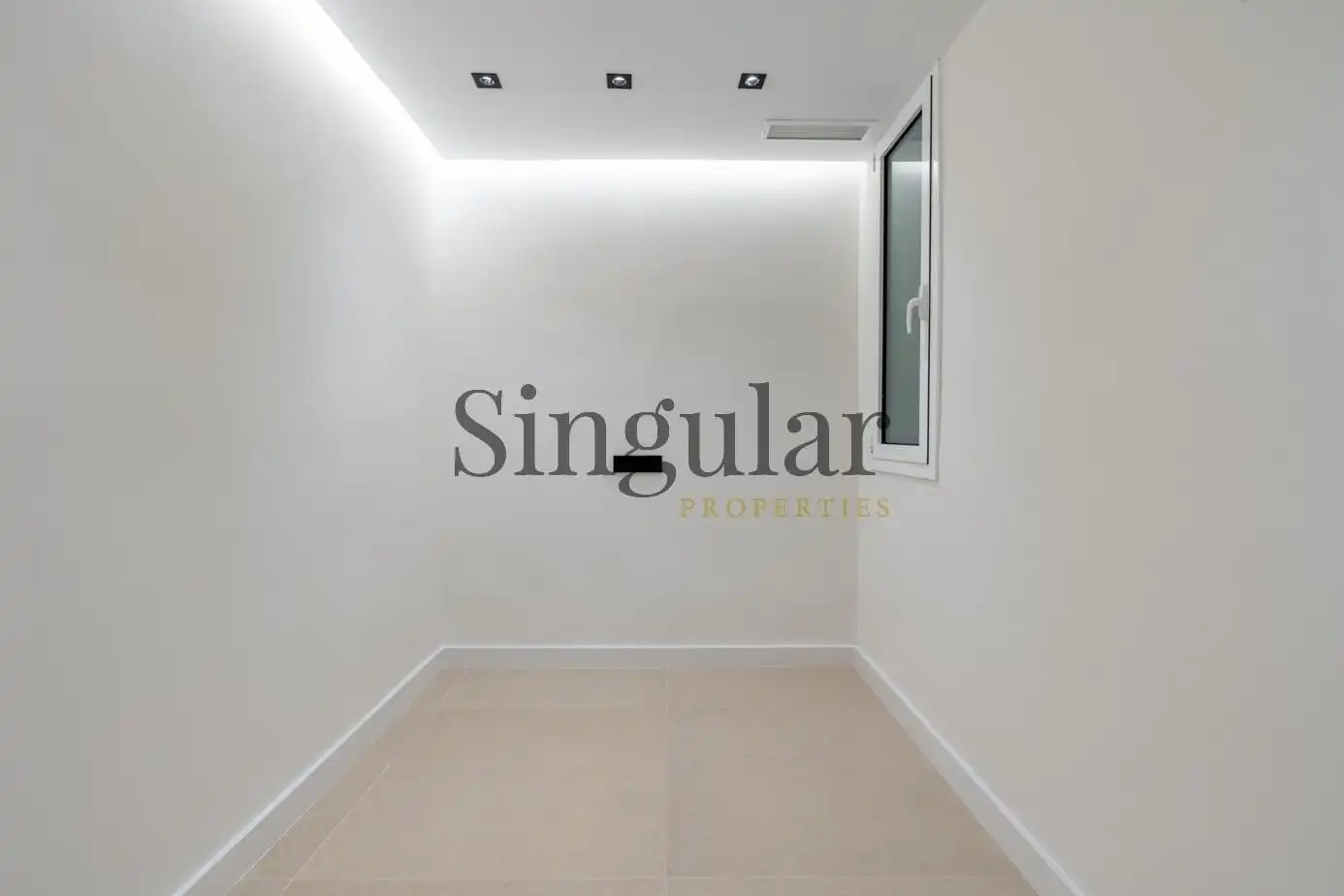 Piso en venta en Barcelona con Aire acondicionado, Calefacción y Terraza
