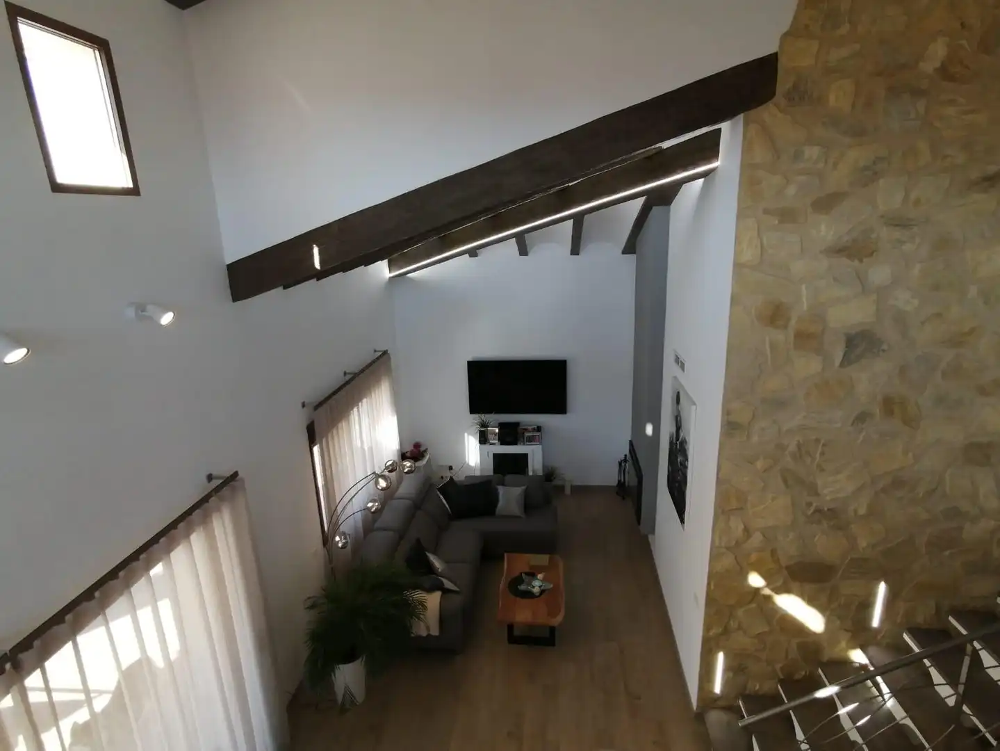 Sala de estar de Casa o chalet en venta en El Palomar con Aire acondicionado, Calefacción y Jardín privado