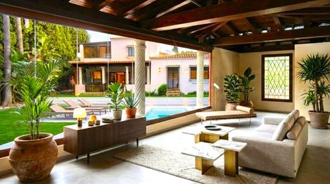 Exclusivo Chalet Independiente con Piscina Privada y Parcela de 1.050 m, image 2
