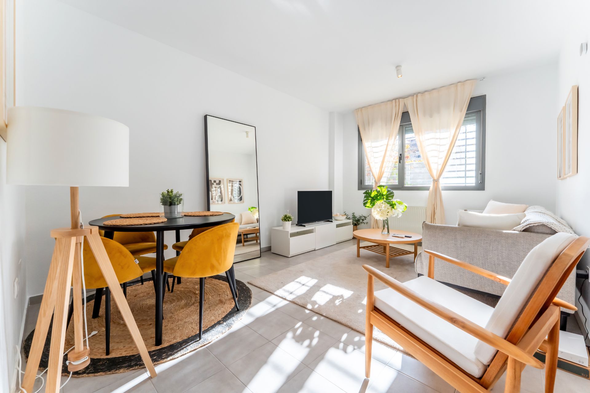 Living room of Planta baja to rent in Móstoles  with Air Conditioner, Heating and Storage room