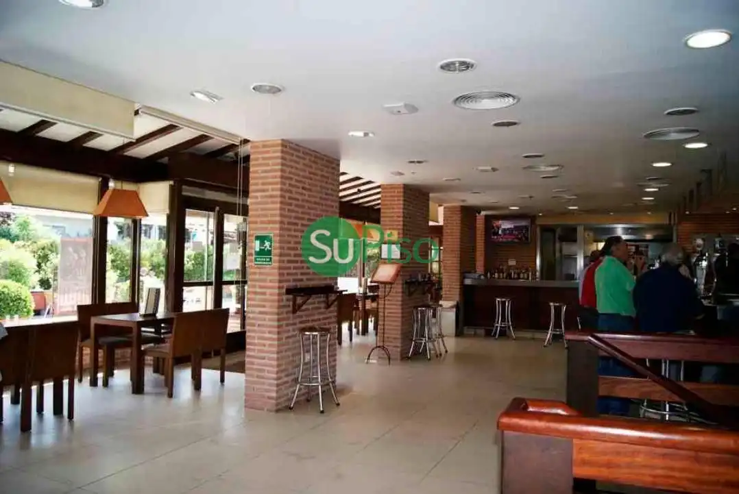 Local en venda a N/A, -1, Esquivias