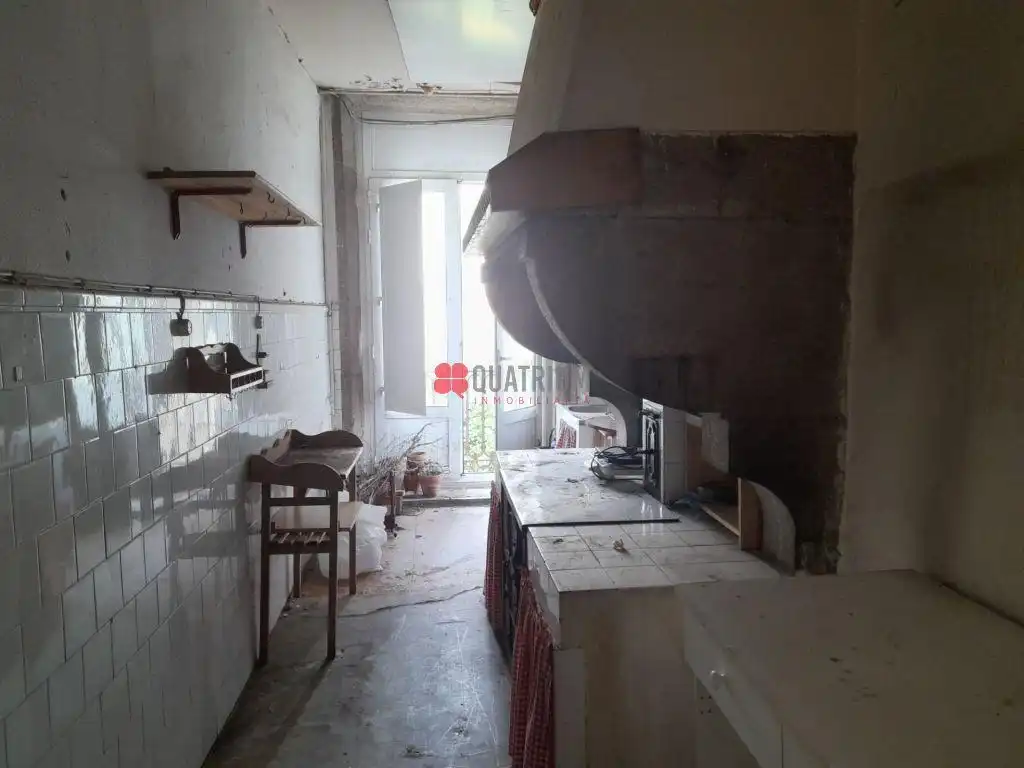 Cocina de Piso en venta en Santiago de Compostela  con Calefacción y Balcón