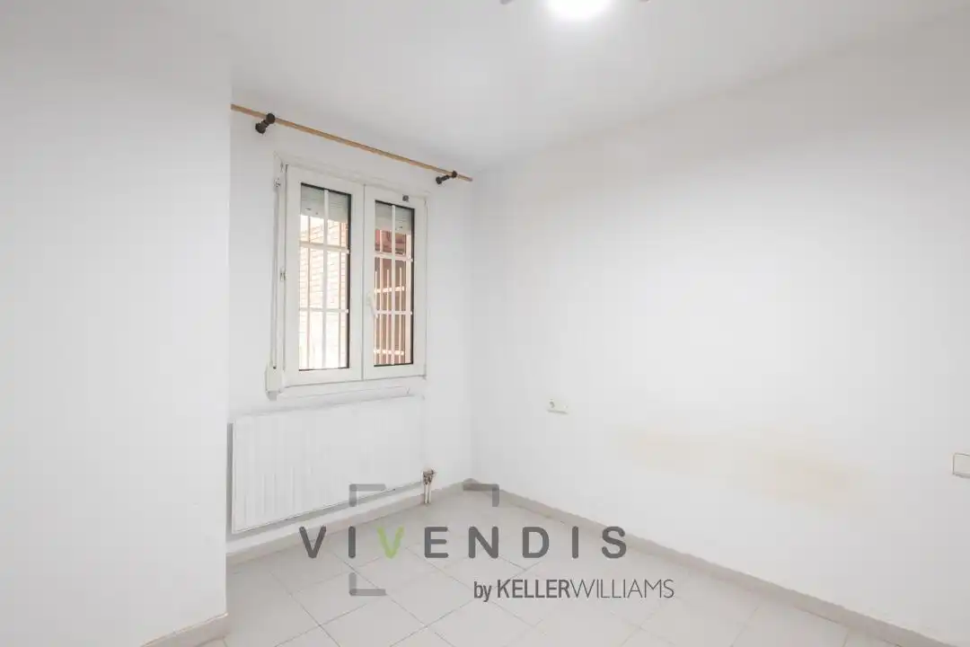Habitación de Piso en venta en Sant Andreu de la Barca, Barcelona