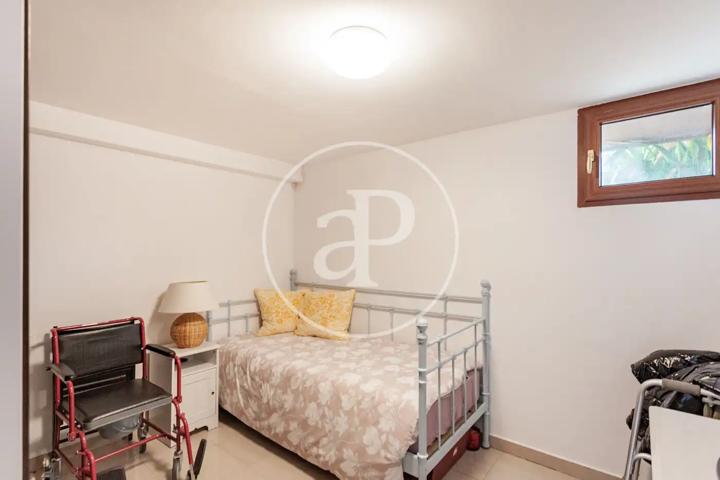 Dormitori de Casa o xalet en venda en Ciudalcampo amb Aire condicionat, Calefacció i Jardí privat