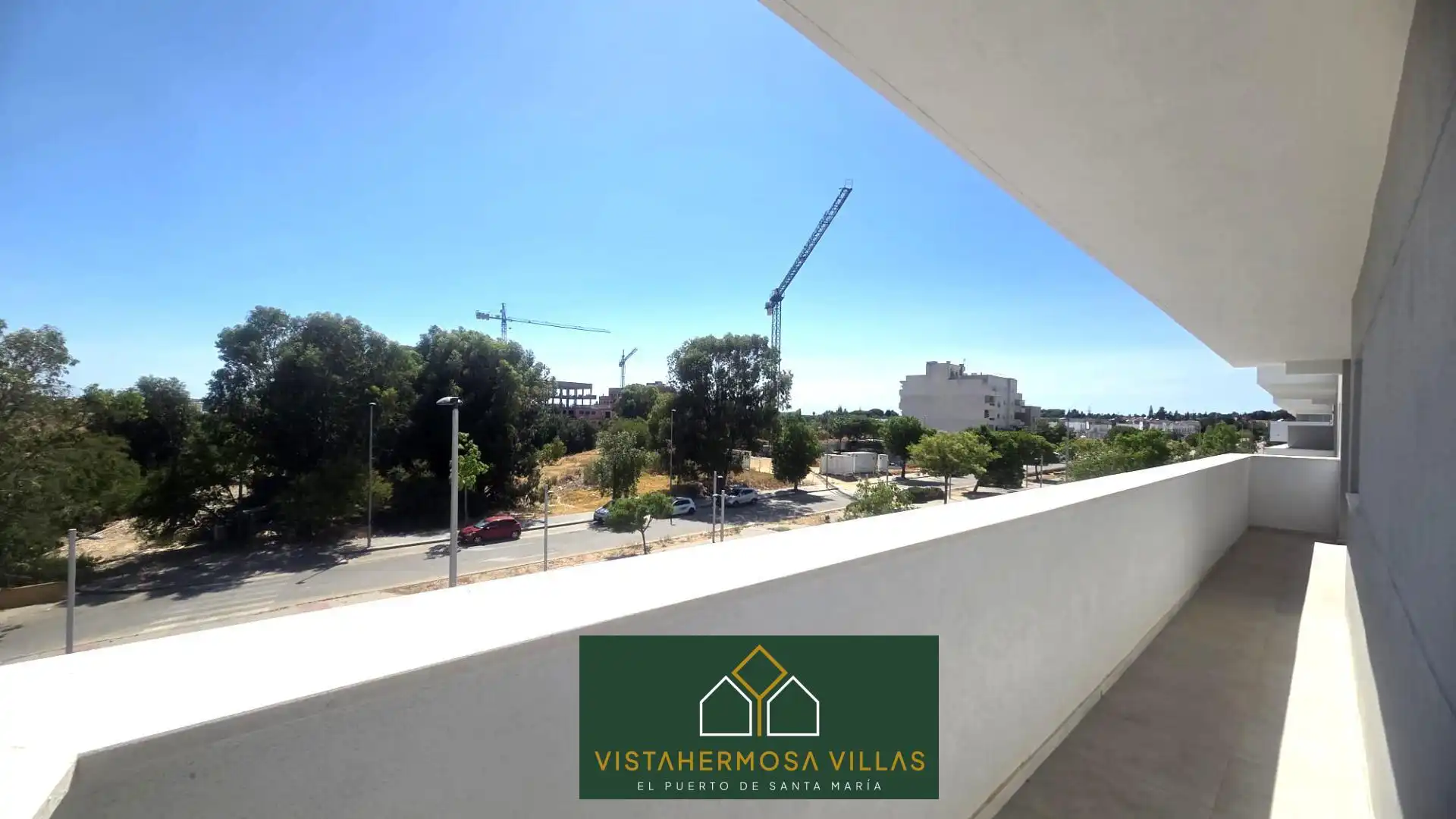 Vista exterior de Piso en venta en El Puerto de Santa María con Terraza y Piscina comunitaria
