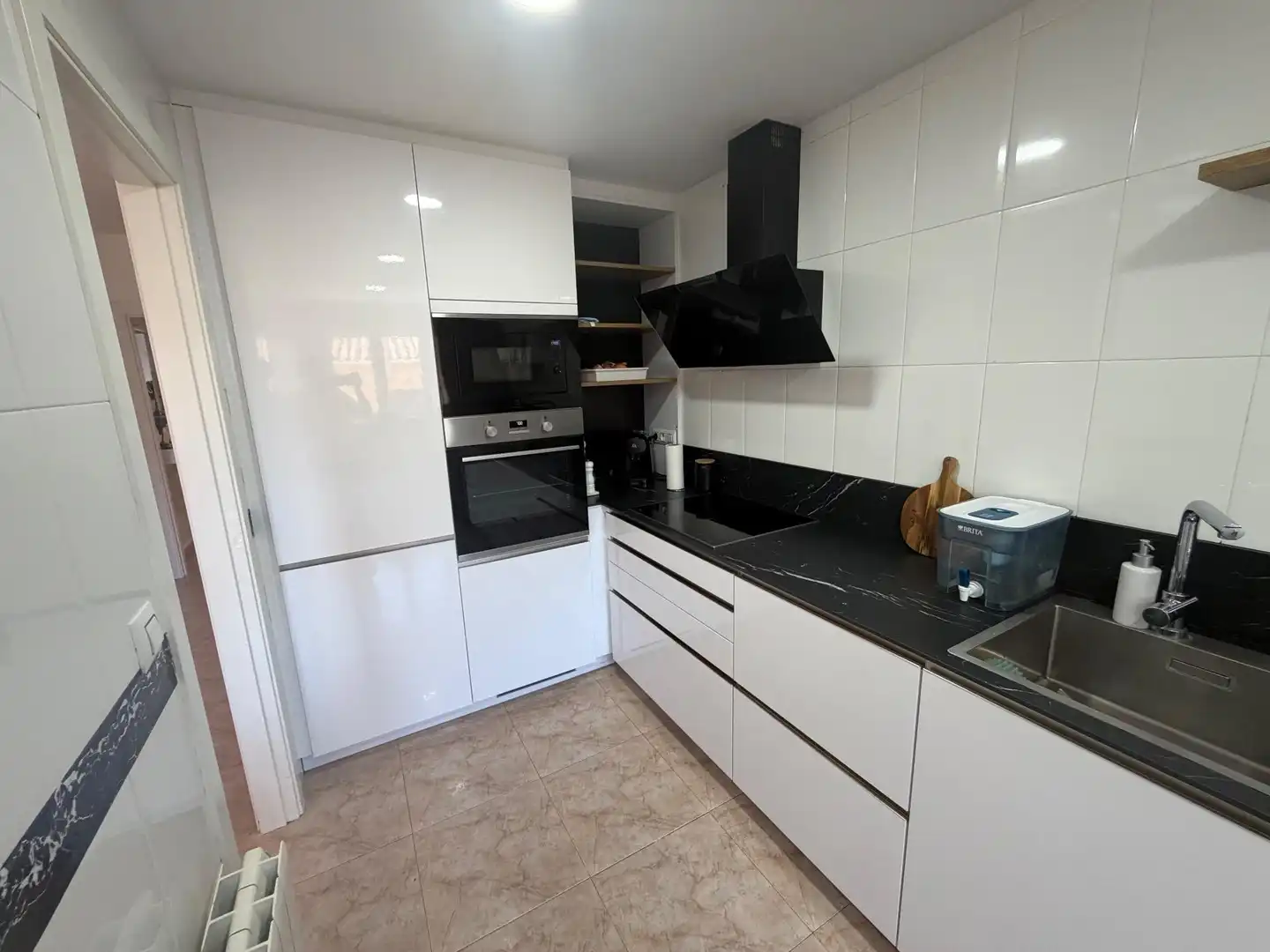Cocina de Planta baja en venta en Llagostera con Calefacción, Terraza y Trastero
