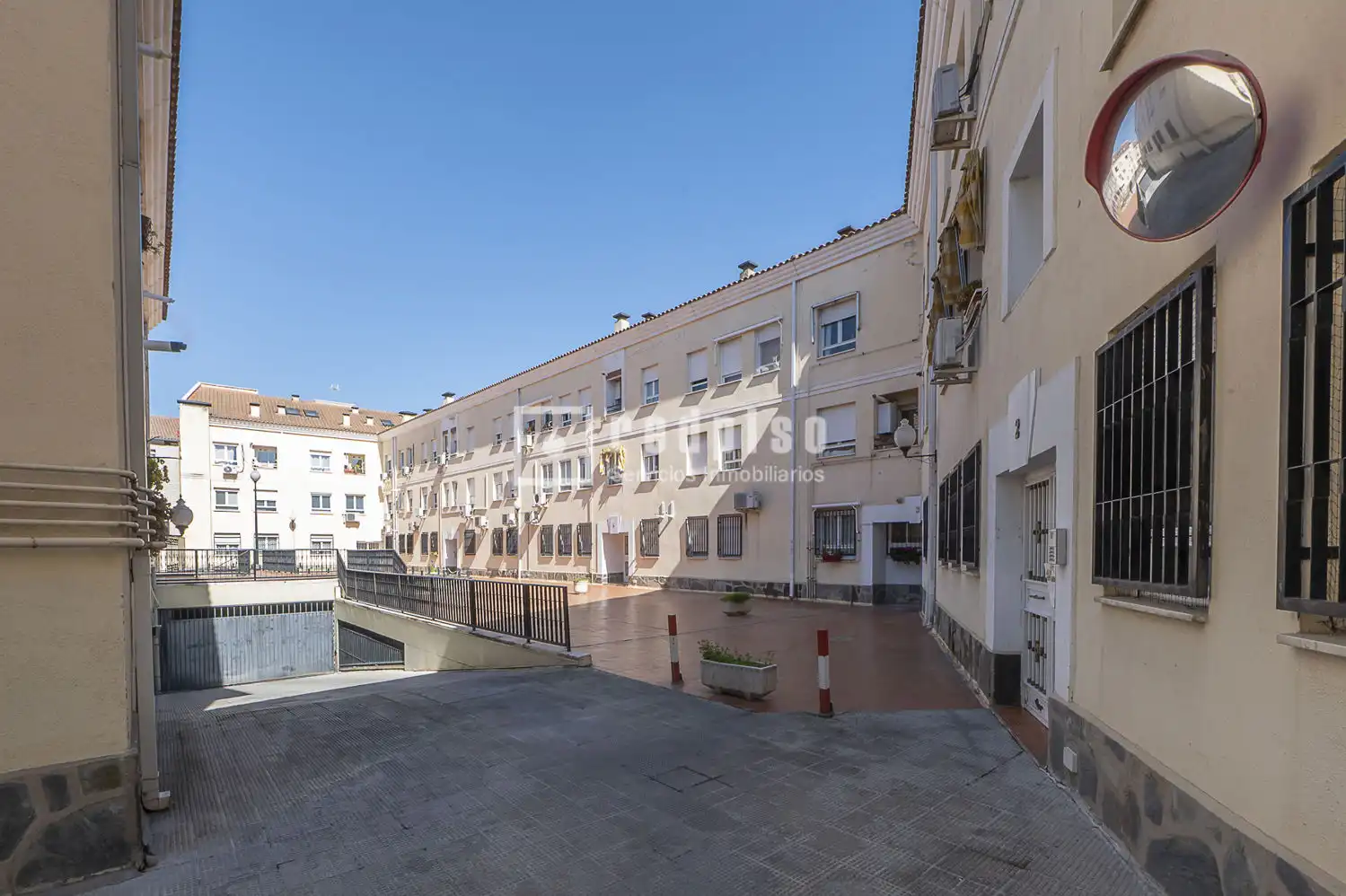 Vista exterior de Pis en venda en Pinto amb Terrassa