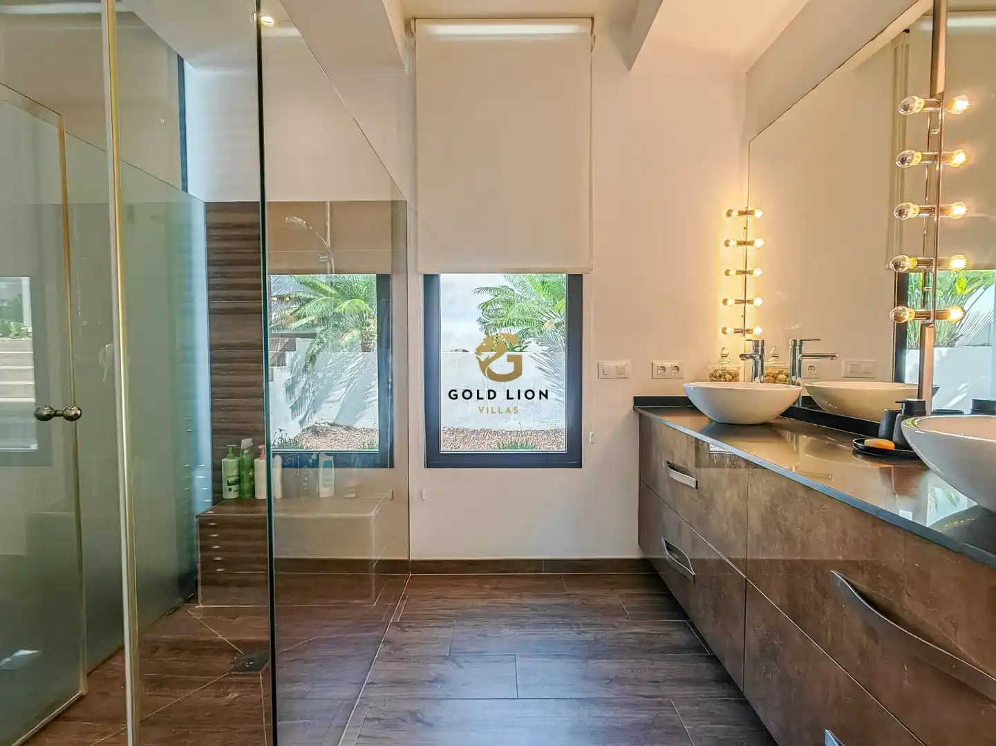 Bathroom of Houses for sale in Dénia  with Air Conditioner, Heating and Private garden