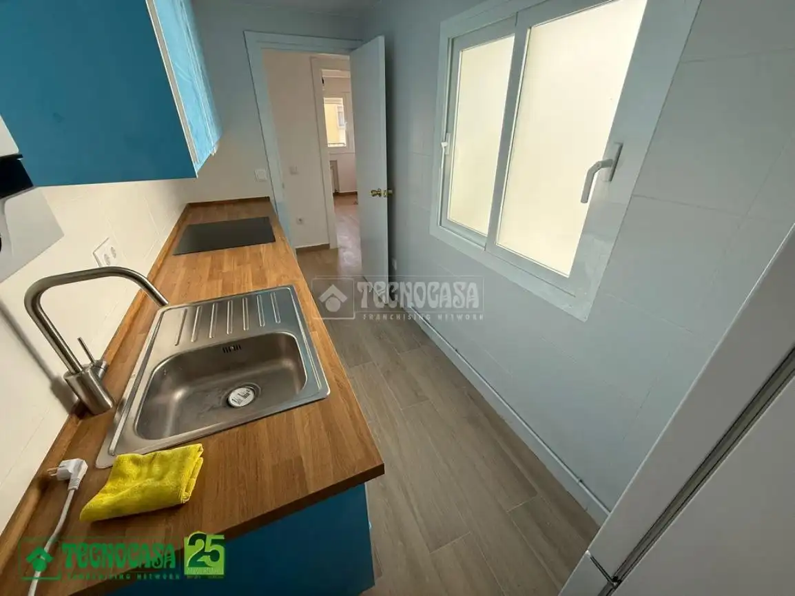 Kitchen of Flat for sale in Ciudad Real  with Air Conditioner, Heating and Terrace
