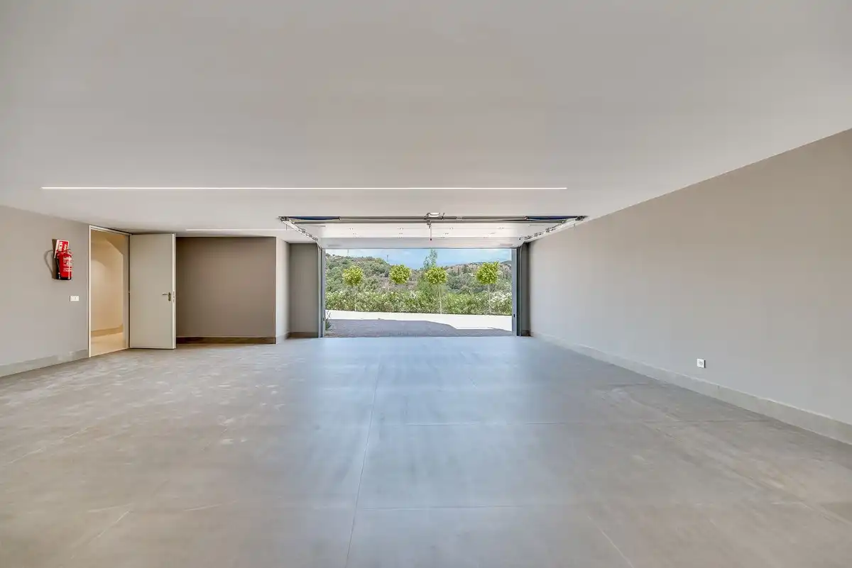 Chalet con piscina en venta en Milla de Oro, imagen 18