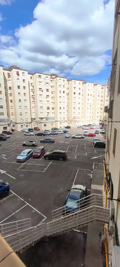 Aparcament de Pis en venda en Zaragoza amb Calefacció, Traster i Moblat