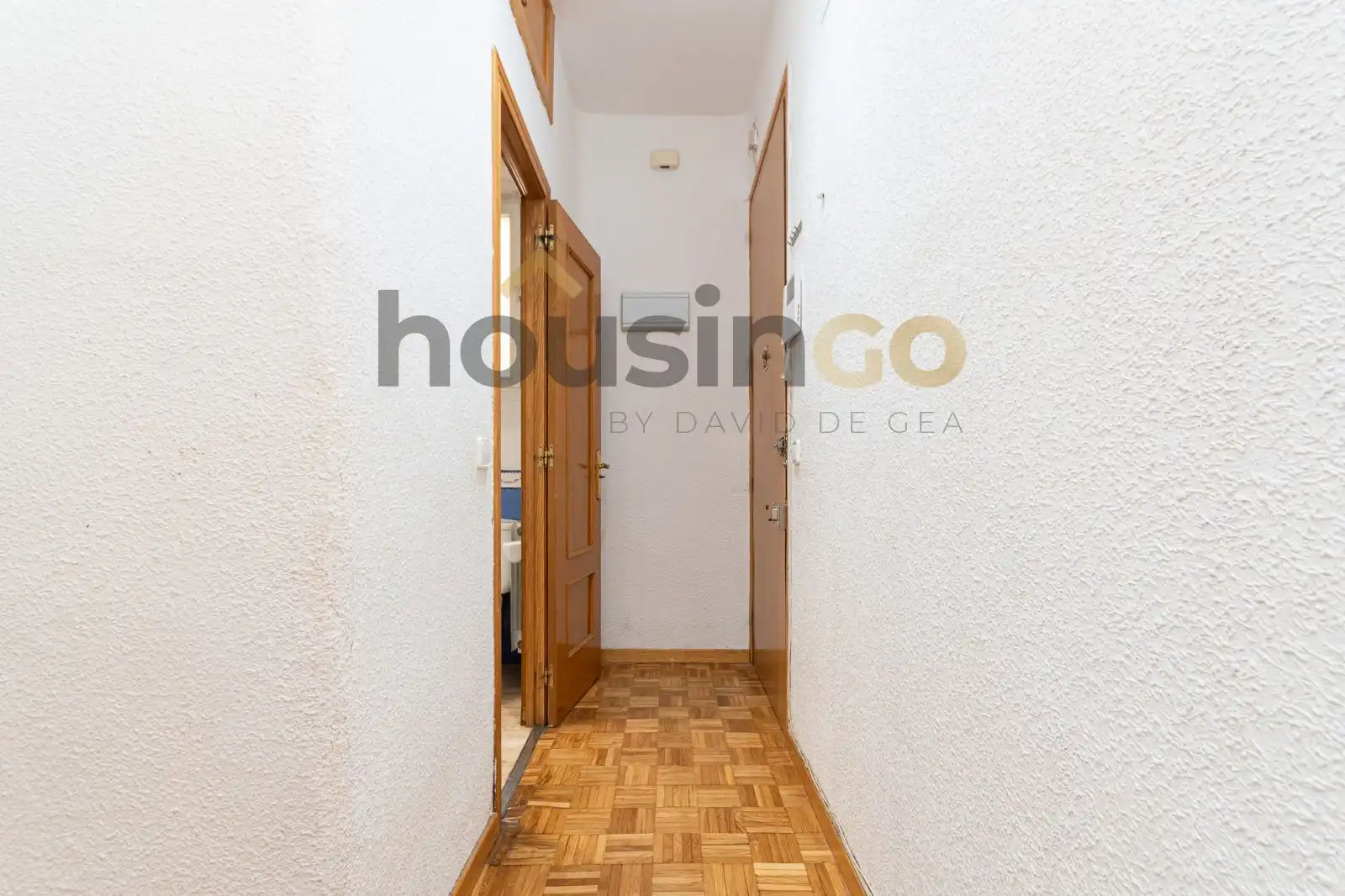 Flat for rent in Madrid  with Heating and Furnished