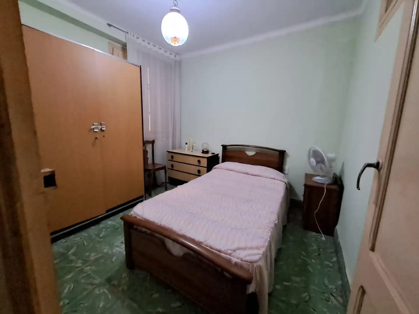 Habitación de Casa adosada en venta en Móra la Nova con Terraza, Amueblado y Lavadora