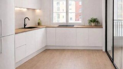 Foto 4 de Pis en venda a Zabalburu, Bilbao