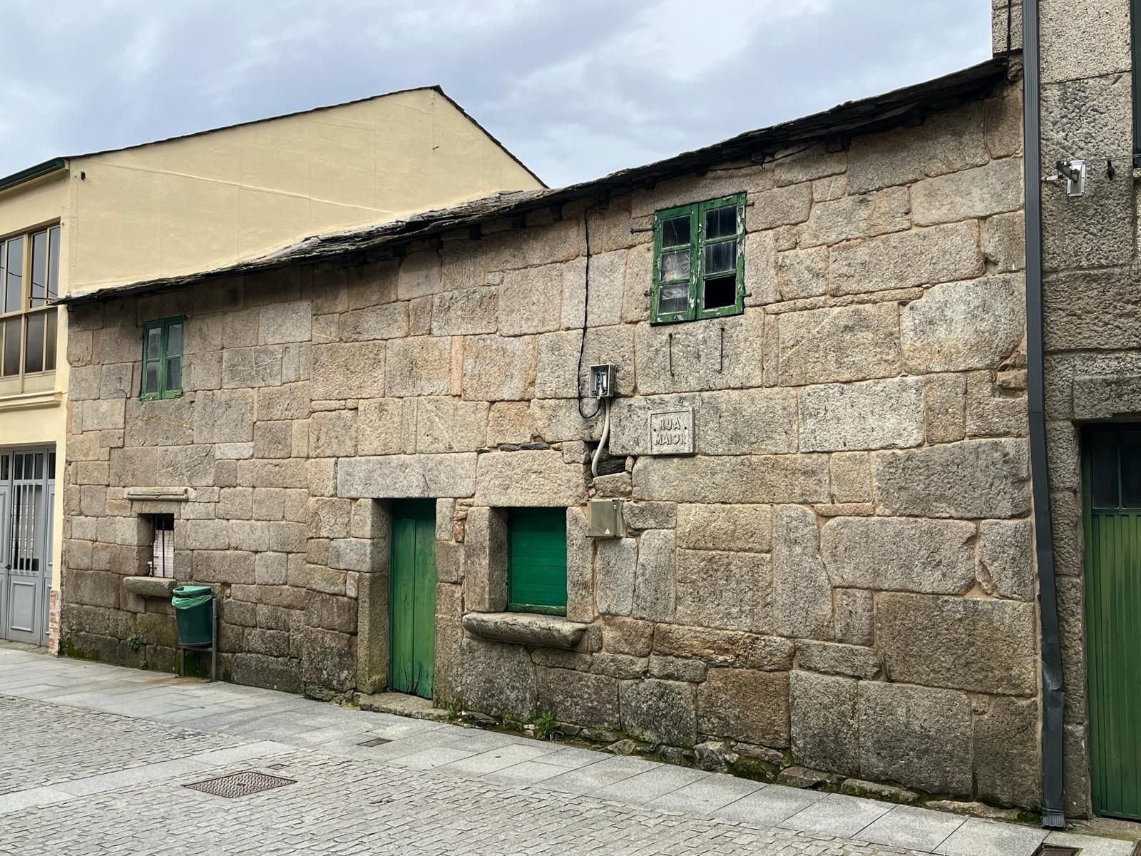 Vista exterior de Casa o xalet en venda en A Gudiña  amb Jardí privat