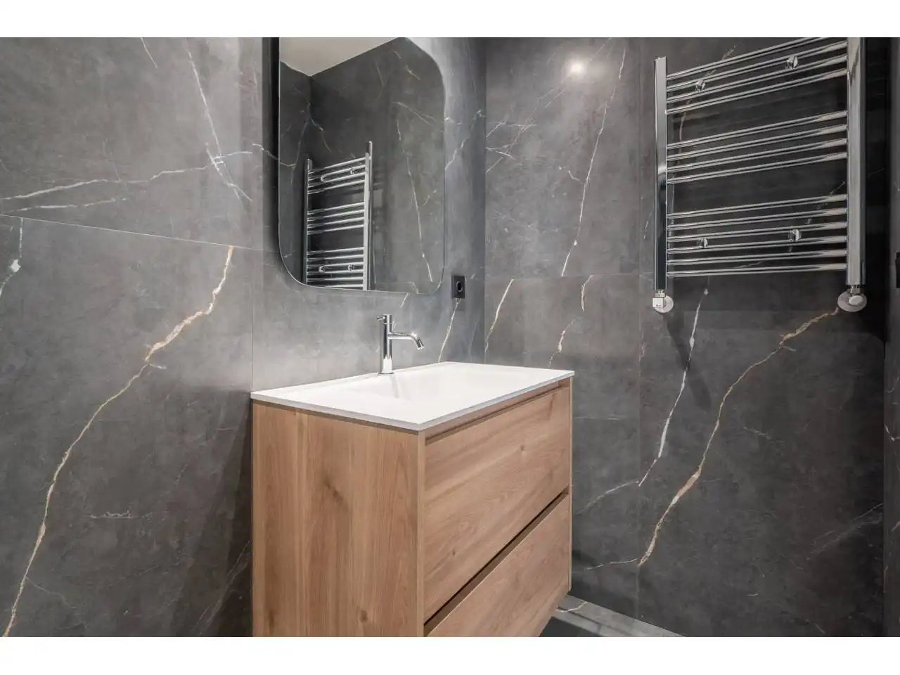 Badezimmer von Wohnung zum Verkauf in Donostia - San Sebastián  mit Heizung und Terrasse