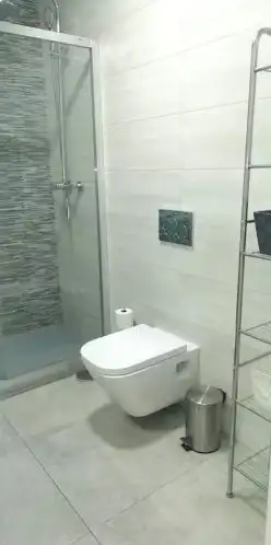 Bany de Pis en venda en Alicante / Alacant amb Aire condicionat i Calefacció