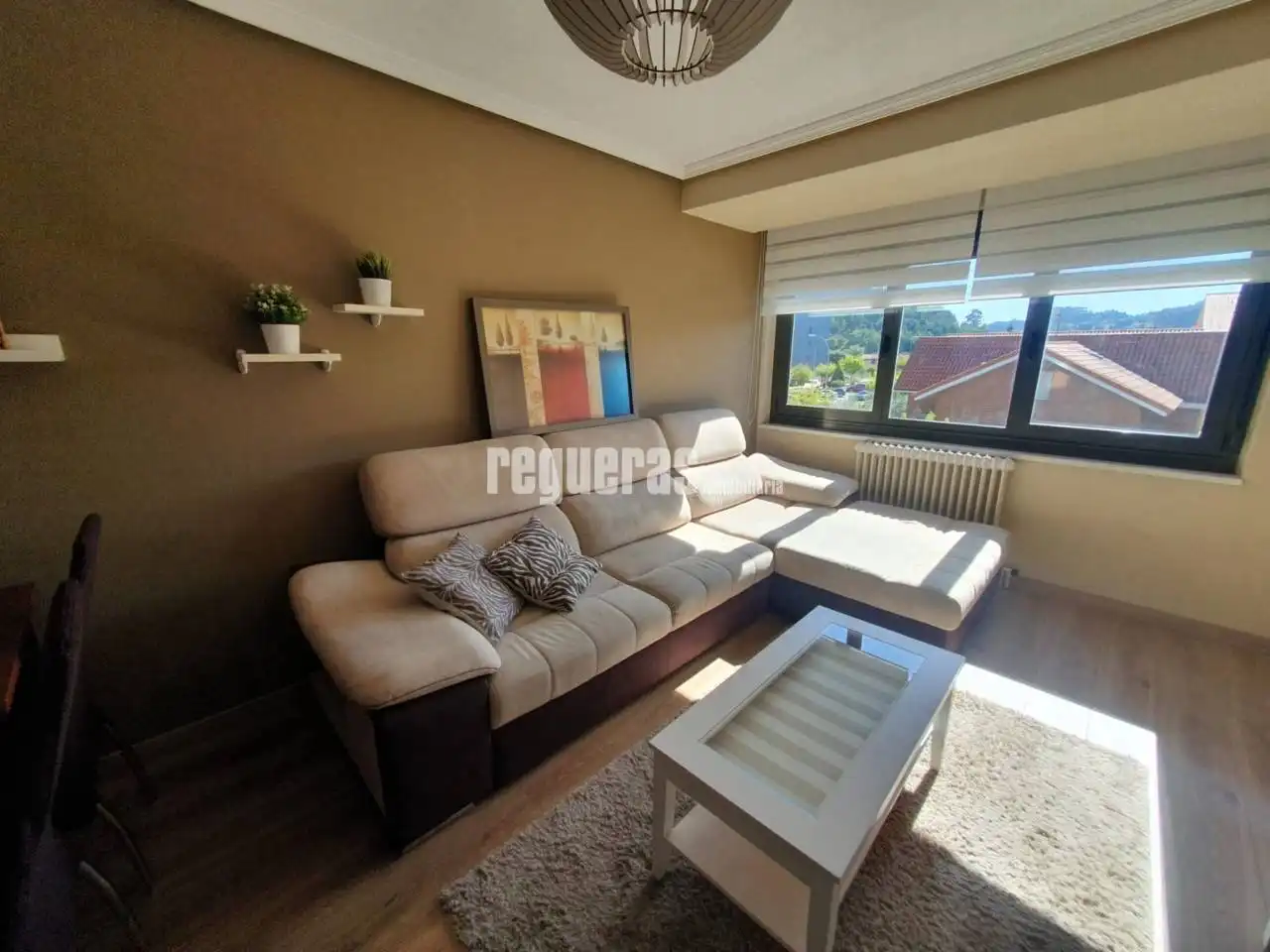 Sala de estar de Piso de alquiler en Castrillón con Calefacción, Terraza y Amueblado
