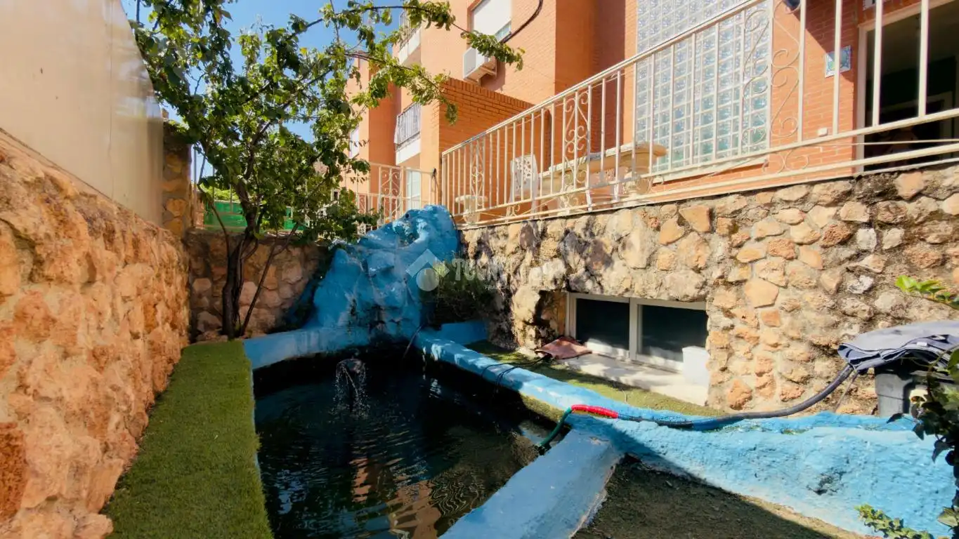 Garden of Detached homes for sale in Seseña  with Balcony