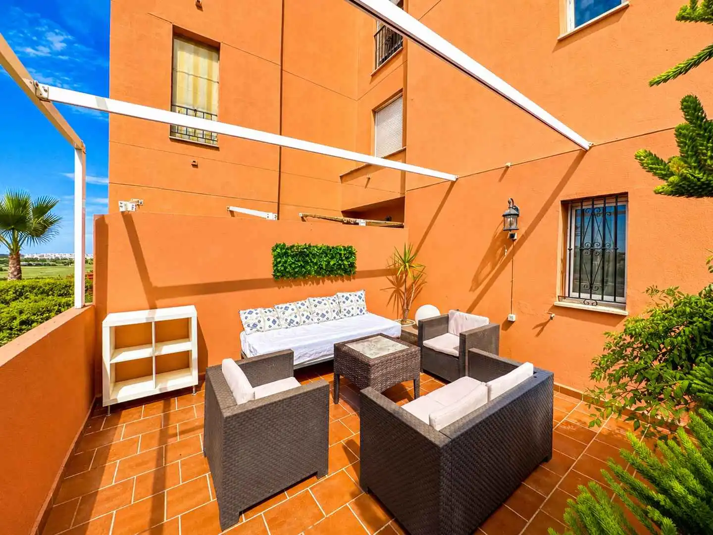 Terraza de Planta baja en venta en Manilva con Jardín privado, Terraza y Trastero