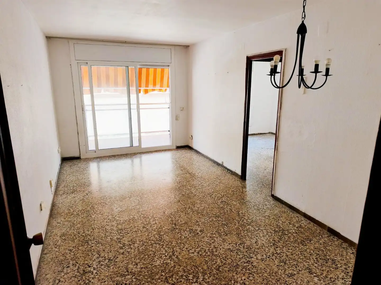 Wohnzimmer von Wohnung zum Verkauf in Vilanova i la Geltrú mit Heizung, Abstellraum und Möbliert