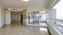 Bedroom of Flat for sale in  Barcelona Capital  with Air Conditioner, Heating and Private garden