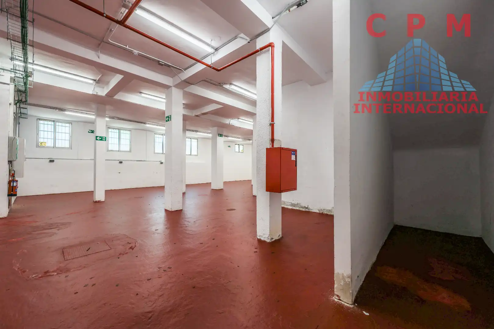 Nave industrial en venta en Madrid con Calefacción y Alarma