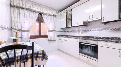 Foto 2 de Piso en venta en Arteagabeitia - Retuerto - Kareaga, Bizkaia